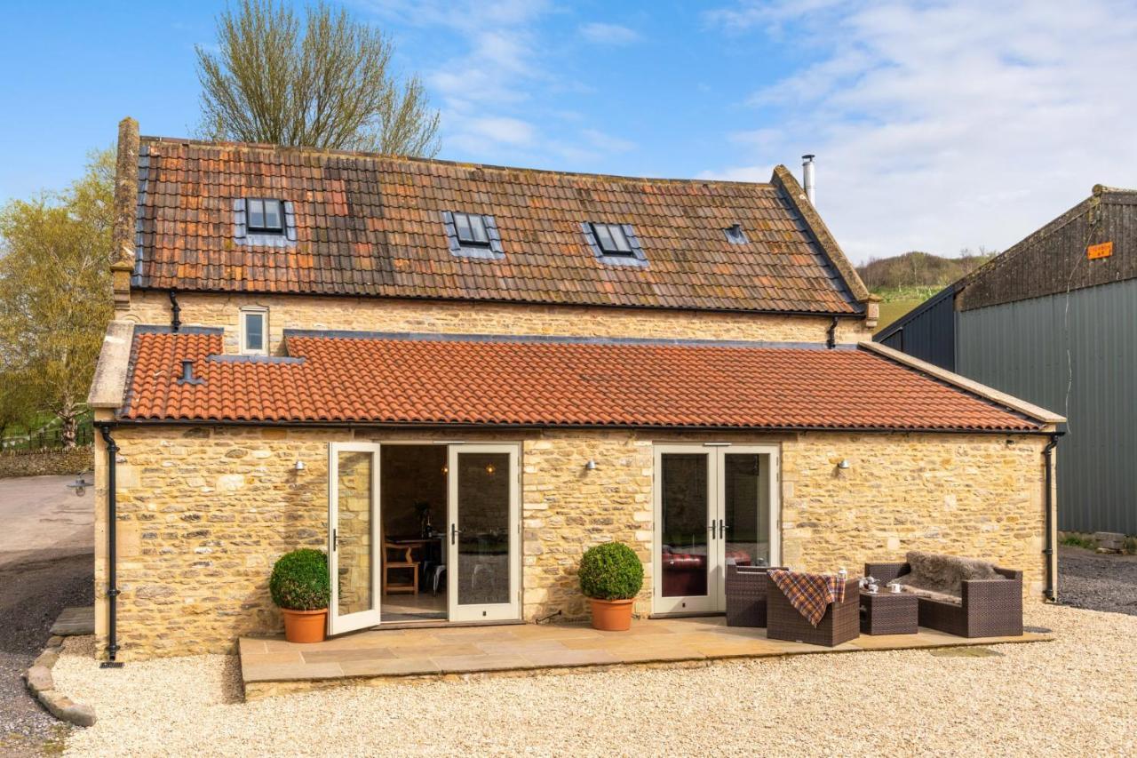 Middle Barn Villa Dyrham Екстериор снимка