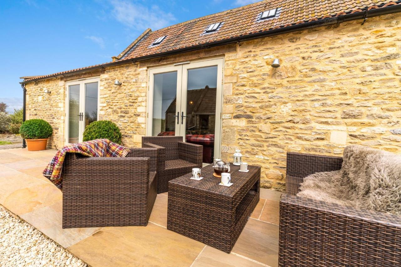 Middle Barn Villa Dyrham Екстериор снимка